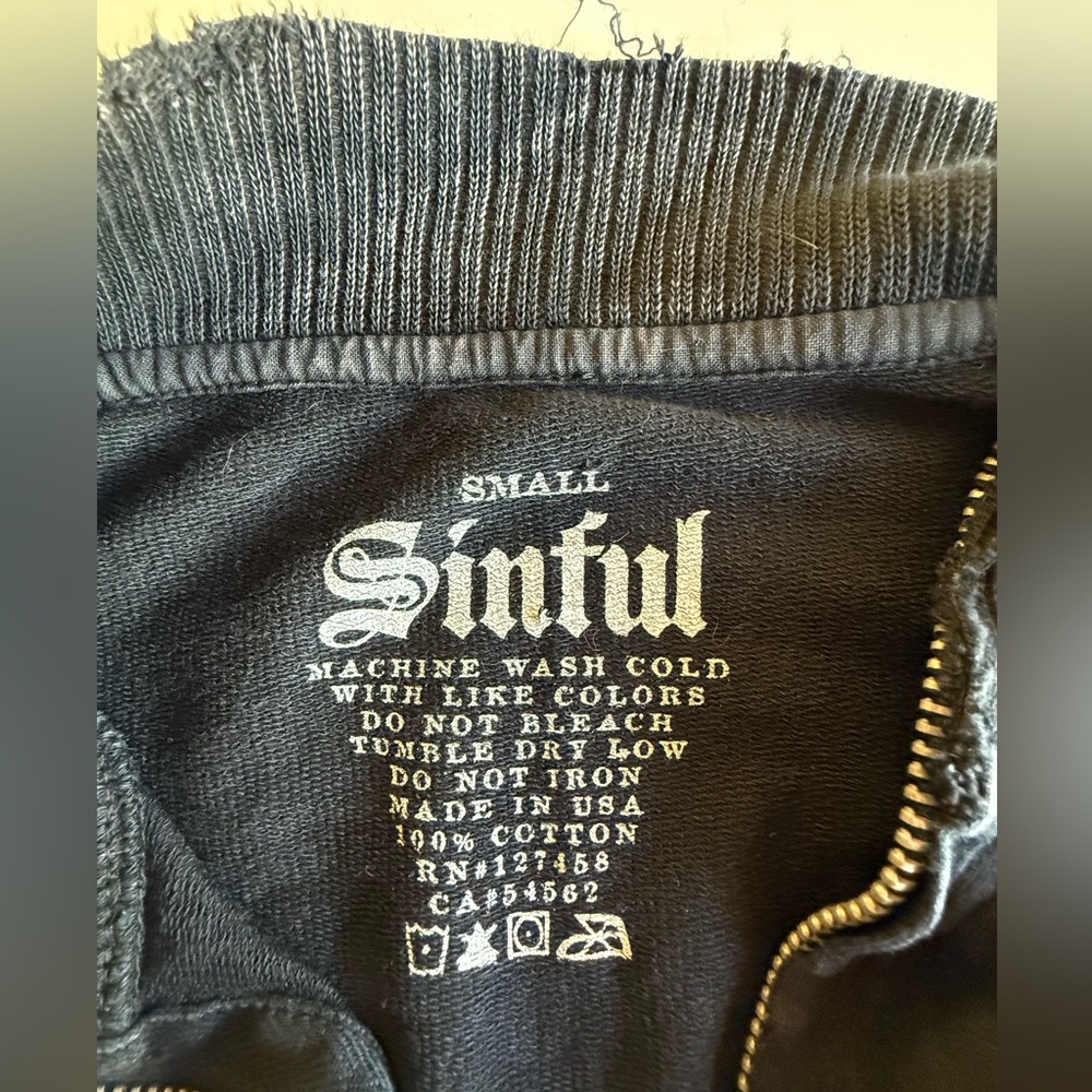 Vintage Y2K Affliction + Sinful Black Women's Graphic Zip Up Jacket Size Small - Picture 6 of 6